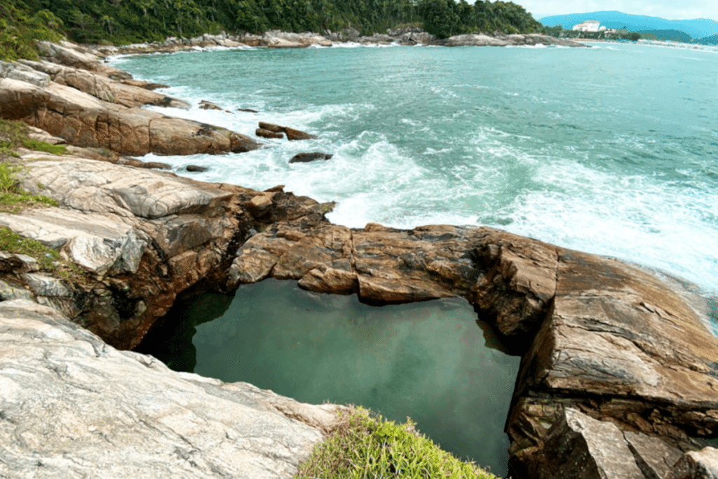 Praia do Mar Casado: um lugar que se transforma numa ilha!