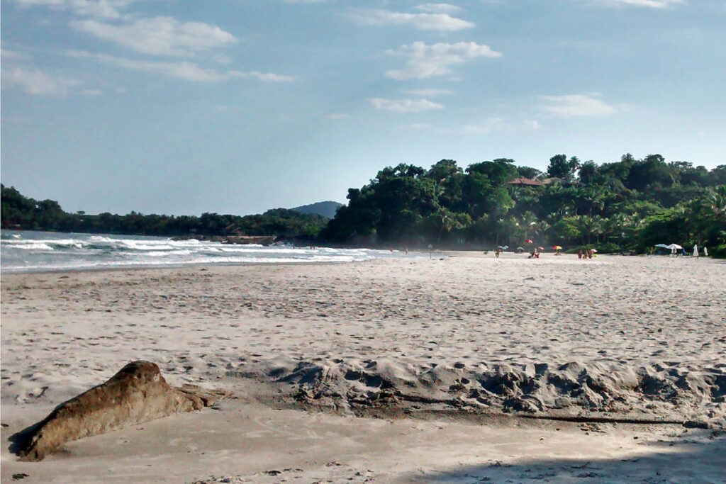 Guarujá: Praia deserta- 7 opções para quem busca destinos paradisíacos!