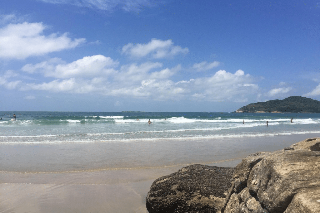Surf no Guarujá: O Paraíso das Ondas