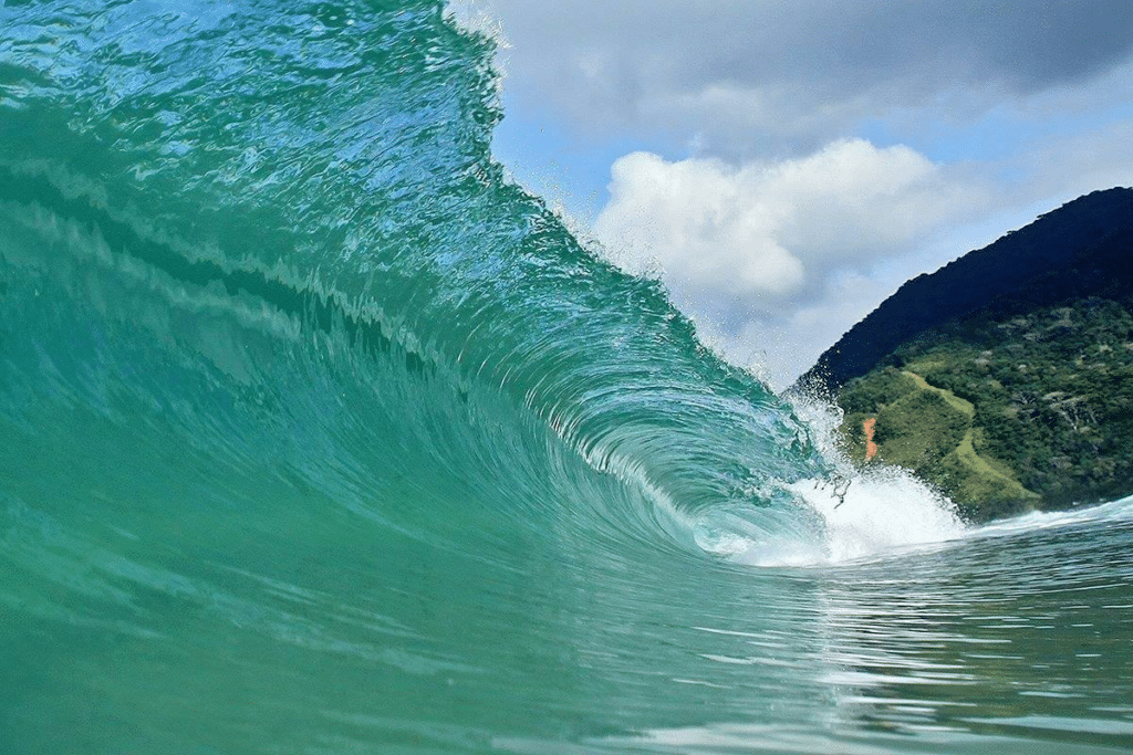 Guarujá x Maresias: Qual tem as melhores ondas para surfar?