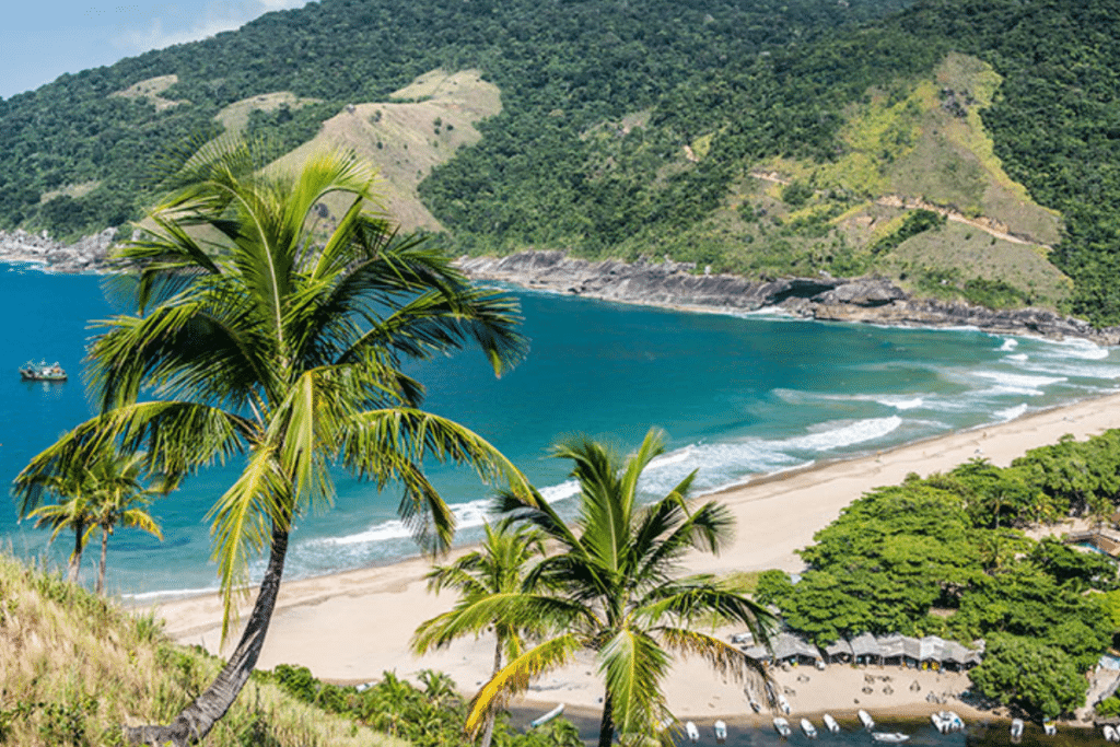 Arquipélago de Ilhabela: Uma Escapada Perfeita a Partir do Guarujá