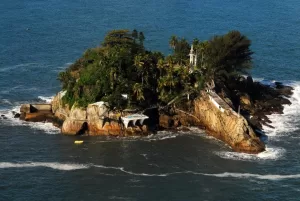 Passeio de Barco Ilha dos Arvoredos